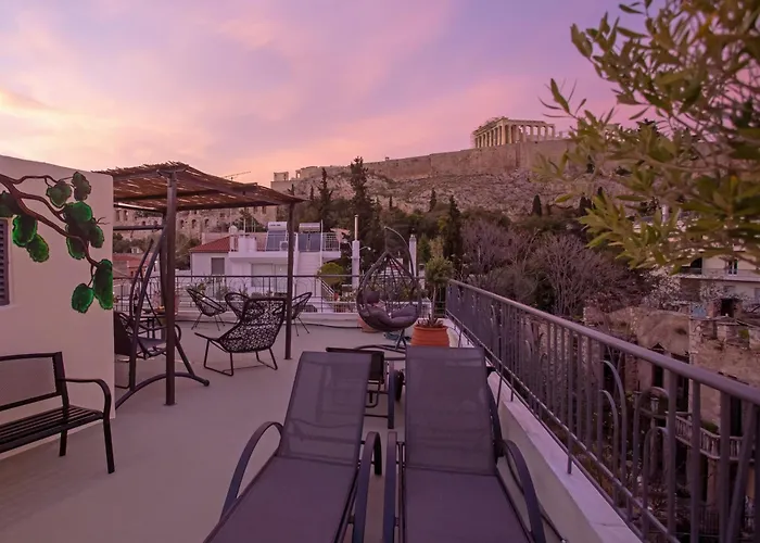 Calliope & Terpsichore By Heloni Apartments