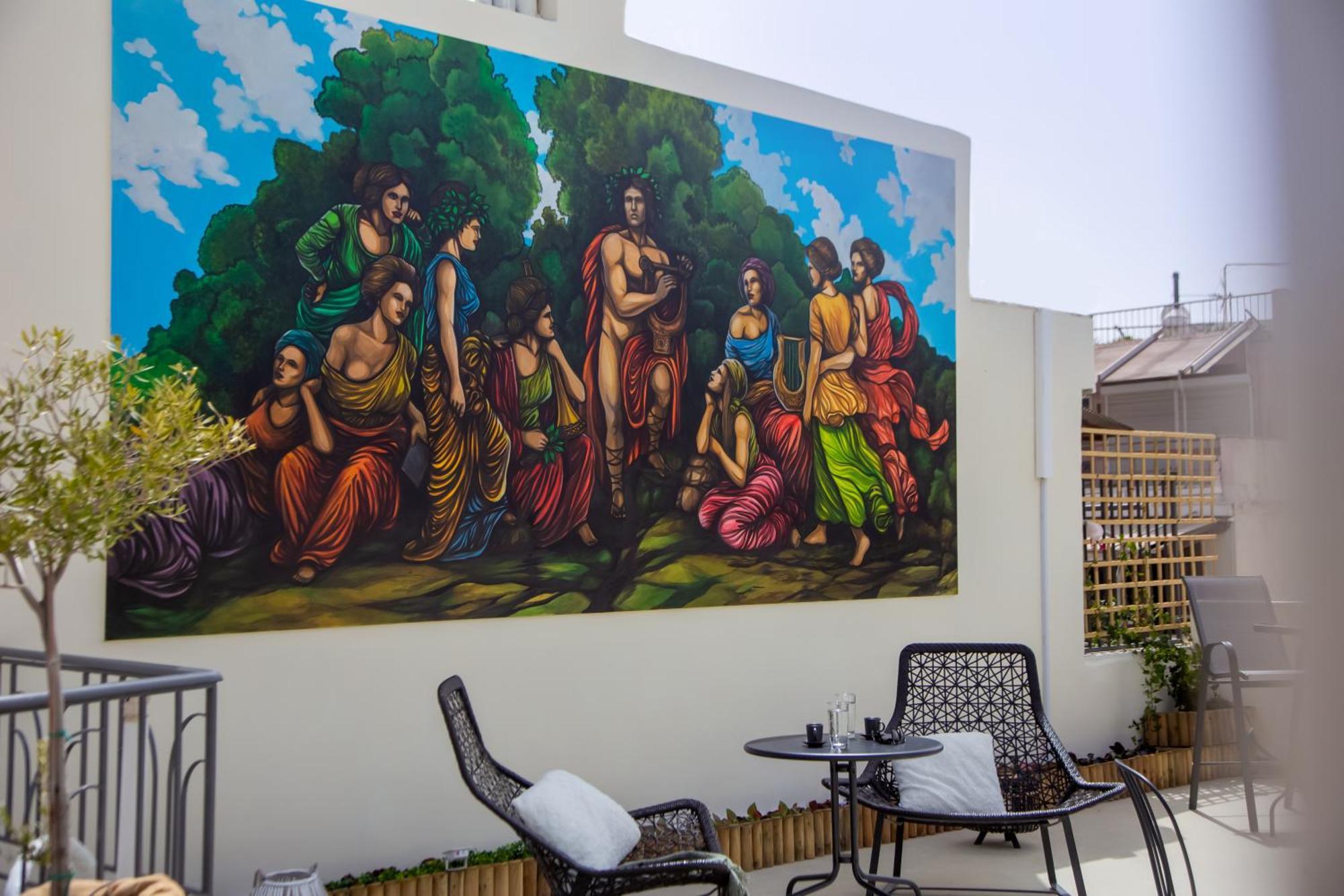 Calliope & Terpsichore By Heloni Apartment *